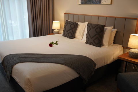City Edge South Melbourne Apartment Hotel - Holiday Cairns 2