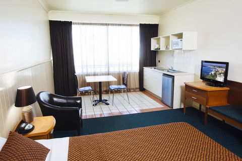 City Oasis Inn - Holiday Cairns 2