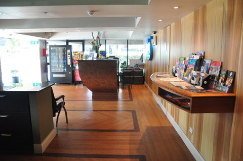 City Park Hotel - Holiday Cairns 2