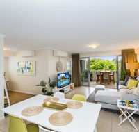 City Stadium Apartment on the riverfront - Holiday Cairns