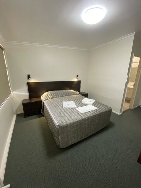 Club Hotel Motel Roma - Holiday Cairns 2
