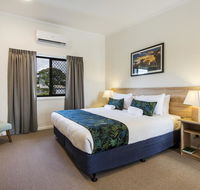 Club Maclean Motel - Holiday Cairns