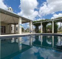 Coachmans Inn Warwick - Holiday Cairns