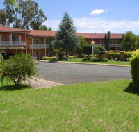 Coachmans Rest Motor Lodge - Holiday Cairns