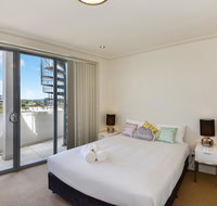 Coast Luxury Apartment 32 - Holiday Cairns