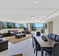 Coast Luxury Apartment Penthouse 23 - Holiday Cairns