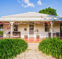 Cockfighters Ghost Vineyard Accommodation - Holiday Cairns
