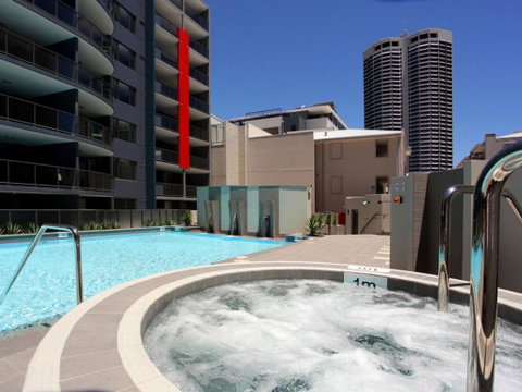 Code Apartment - Holiday Cairns 3