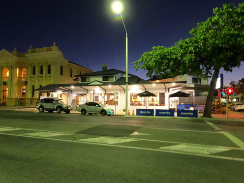 Coffee House Apartment Motel - Holiday Cairns 1