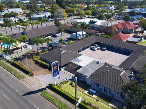 Colonial Terrace Motor Inn - Holiday Cairns 0
