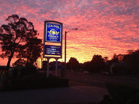 Colonial Terrace Motor Inn - Holiday Cairns 2