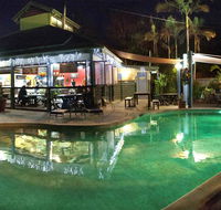 Colonial Village Cabins Camping  Tours - Hervey Bay YHA - Holiday Cairns