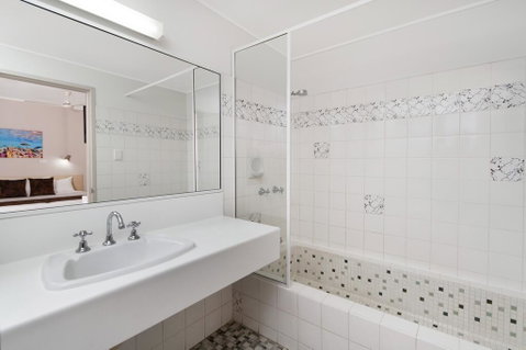 Comfort Inn Cairns City - Holiday Cairns 2