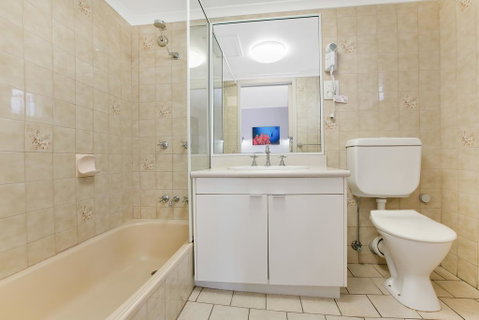 Comfort Inn Cairns City - Holiday Cairns 3