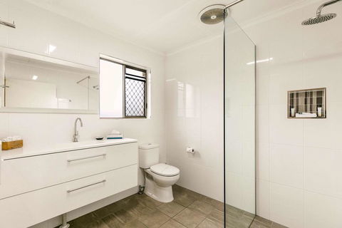 Comfort Inn On Main Hervey Bay - Holiday Cairns 2