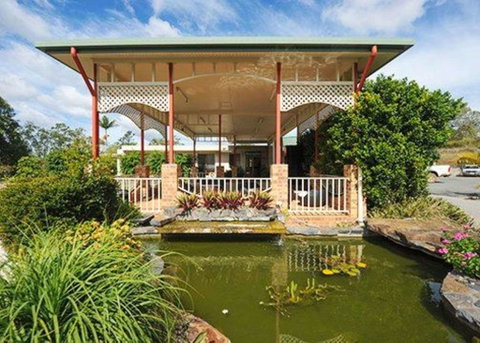 Comfort Inn Parklands Calliope - Holiday Cairns 1