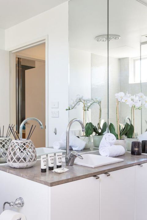 Convenient Apartment Close To Airport And City - Holiday Cairns 3