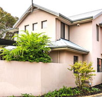Coode Street Townhouse - Holiday Cairns