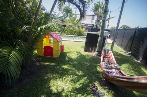 Cool Palms Motel - Holiday Cairns 3