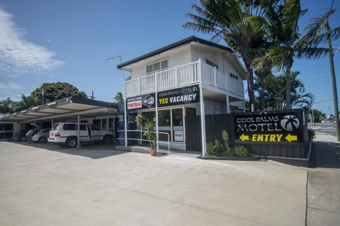 Cool Palms Motel - Holiday Cairns 0