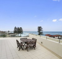 Coolwaters Penthouse - Holiday Cairns