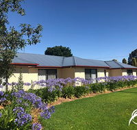 Coro Club Motel - Holiday Cairns