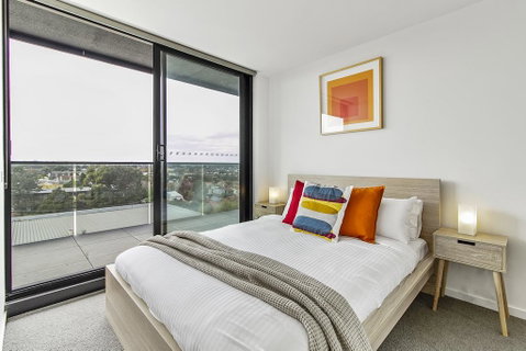 Cosy Apartment Walking Distance From Everything - Holiday Cairns 1