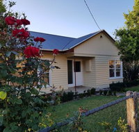 Cottage on Main - Holiday Cairns