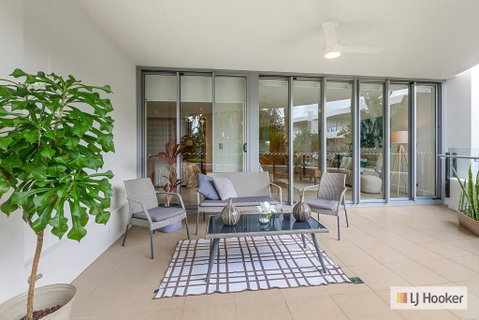 COTTON BEACH 85 - PRIVATE Mid Floor APARTMENT - Holiday Cairns 0