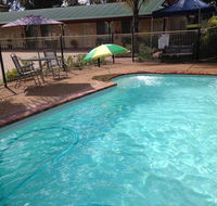 Country Rose Motel Warwick - Holiday Cairns