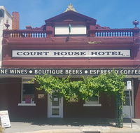Courthouse Hotel - Holiday Cairns