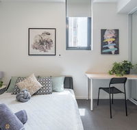 Cozy 2BR Apt 1MinWalkToTrain Bus Shopping Sleeps8 - Holiday Cairns