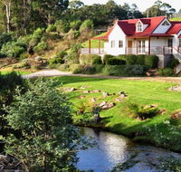 Crabtree Riverfront Cottages - Holiday Cairns