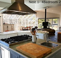 Crowes Nest Apartments - Holiday Cairns