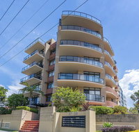 Crystal Waters Unit 11 - Holiday Cairns