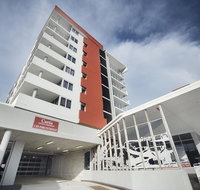 Curtis Central Apartments - Holiday Cairns