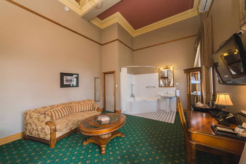 Denison Boutique Hotel, Ascend Hotel Collection - Holiday Cairns 2