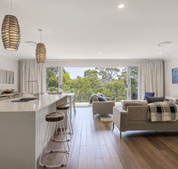 DESIGNER HOLIDAY BEACH PAD // 4 BED // COPA - Holiday Cairns