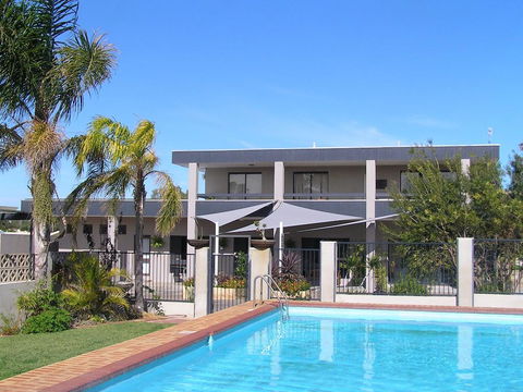 Dongara Old Mill Motel - Holiday Cairns 0