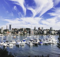 Double Bay Harbour-front apartment with stunning views - Holiday Cairns