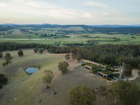 Down To Earth Farm Retreat - Holiday Cairns 0