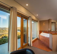 Eagle View Escape - Holiday Cairns