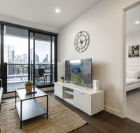 Elegant Apartment mins walk to Melbourne CBD - Holiday Cairns
