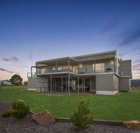 Elevation - Waterviews in Newlands Arm - Holiday Cairns