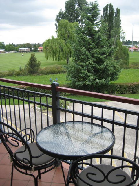 Elite Motor Inn - Holiday Cairns 3