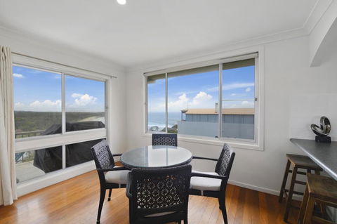 Emerald Views - Holiday Cairns 3