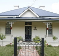 Encore's Delkeith Cottage - Holiday Cairns