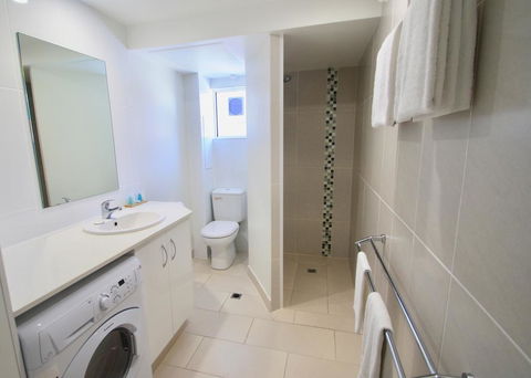 Endeavour Inn Emu Park - Holiday Cairns 2