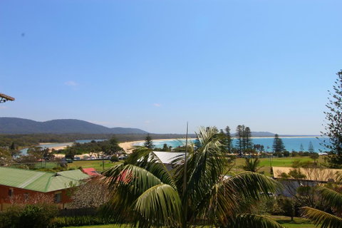 Endless Summer, 12 Stewart Street - Holiday Cairns 0