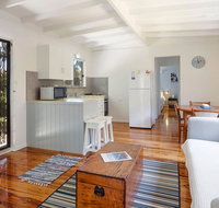 Enjoy the soothing sea breeze - Holiday Cairns